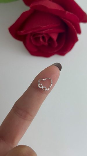 Piercing coração e infinito 043