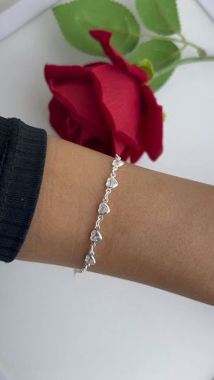 pulseira zicornia corações branco 06